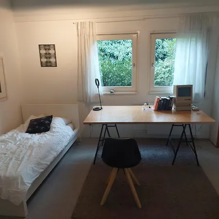 Kuenstlerhaus *